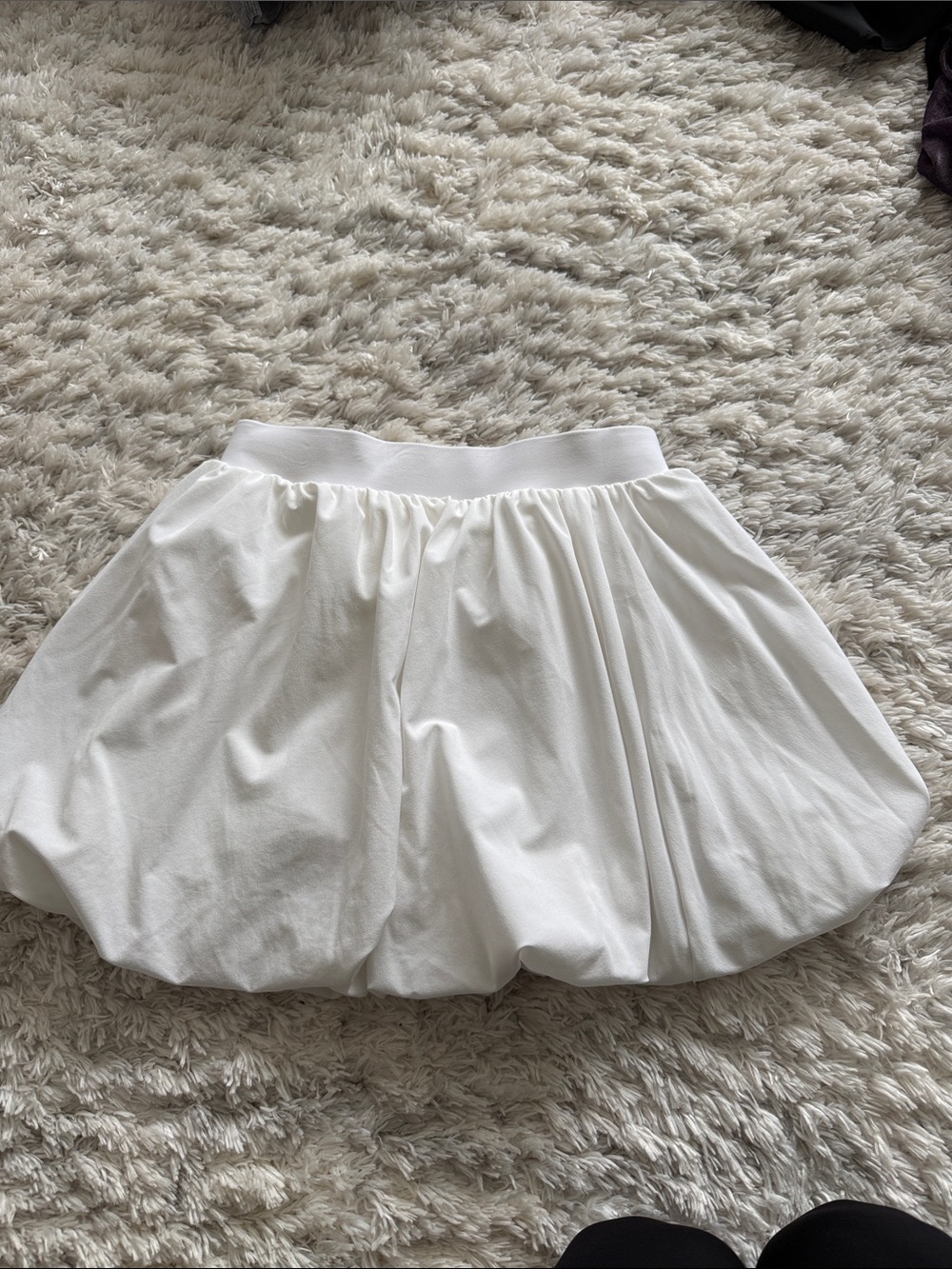 Lululemon White Bubble Hem Women's Skirt